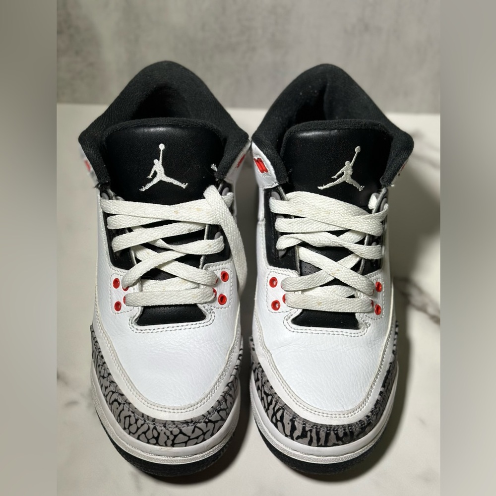 Nike Retro Jordan III- Boys 6Y - Womens size 8